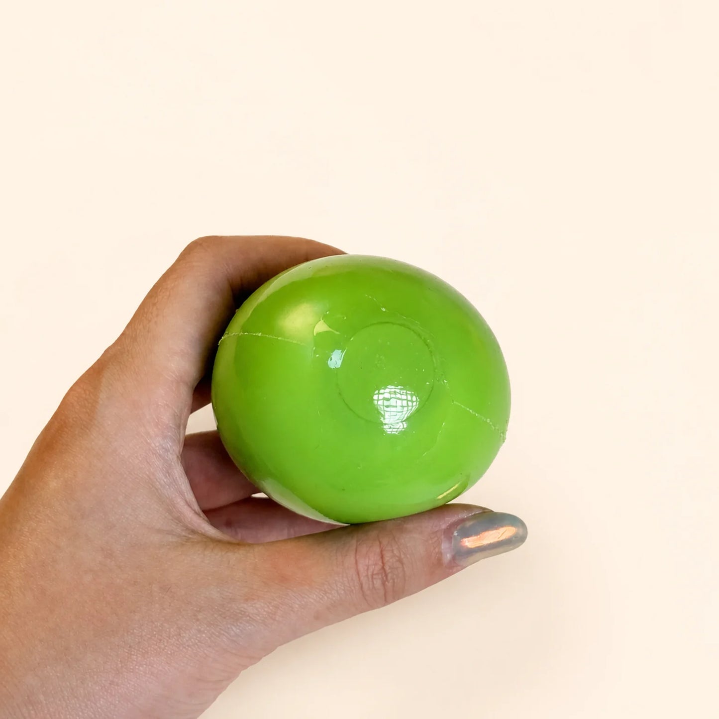 Heat-reactive mango sensory ball shell detail